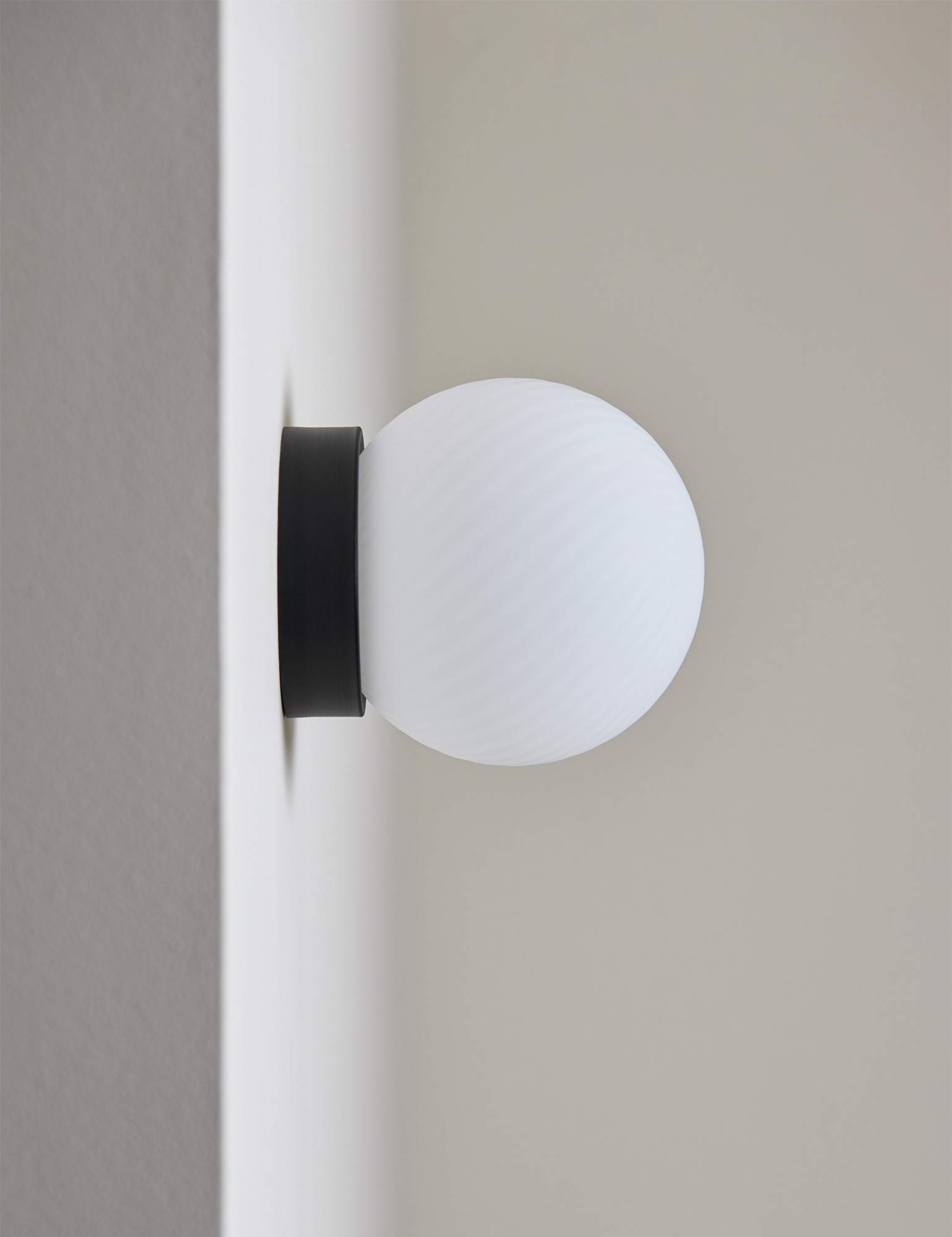 토네이도 직부벽등 3컬러