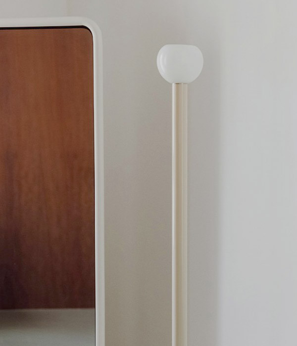 마농 16 플로어 램프